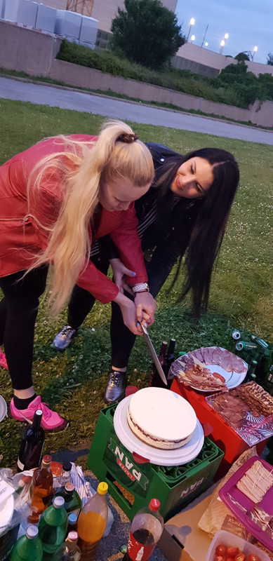 IMG-d86f68d5be4e29084fd625631b508a70-V