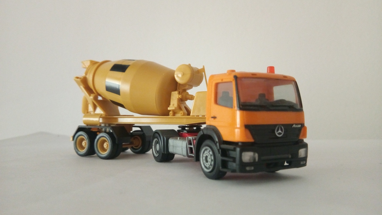 Mcht (8295)