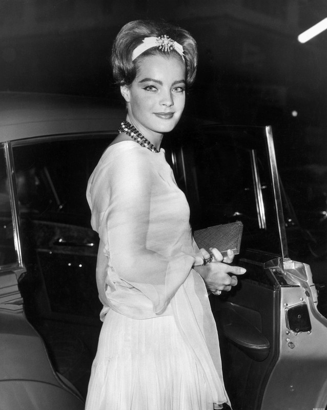 romy_schneider_jv17
