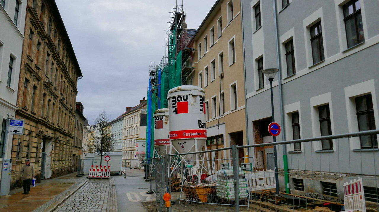 Bild: https://i.postimg.cc/nL8gVCKJ/P1180110.jpg