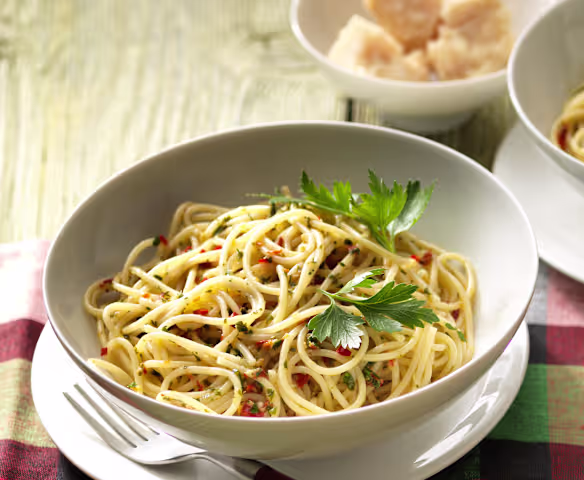 Spaghetti aglio e peperoncino