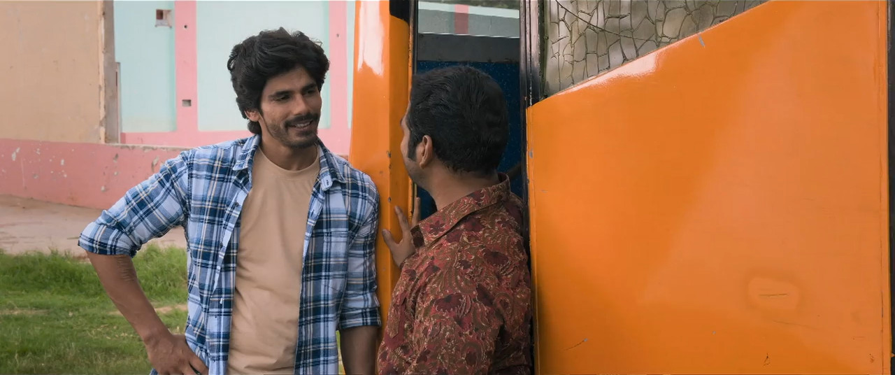 Murderbaad 2025 WebRip [Hindi] 480p 720p ESub Screenshot