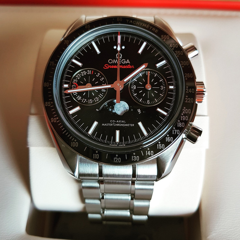 Ω Speedmaster Moonphase Co-Axial Master Chronometer Chronograph 44.25mm Cal.9904   (35)