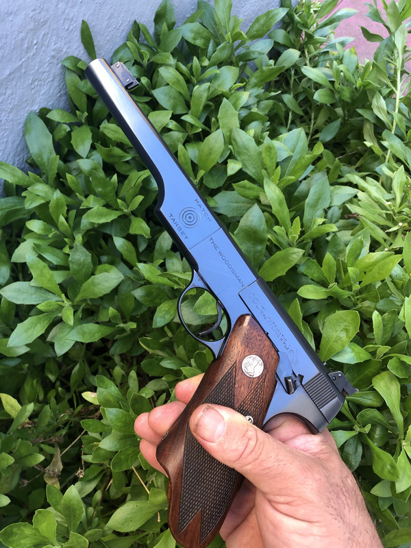 255FC90F-B6D3-4015-BE8C-FF1F6FB2726C