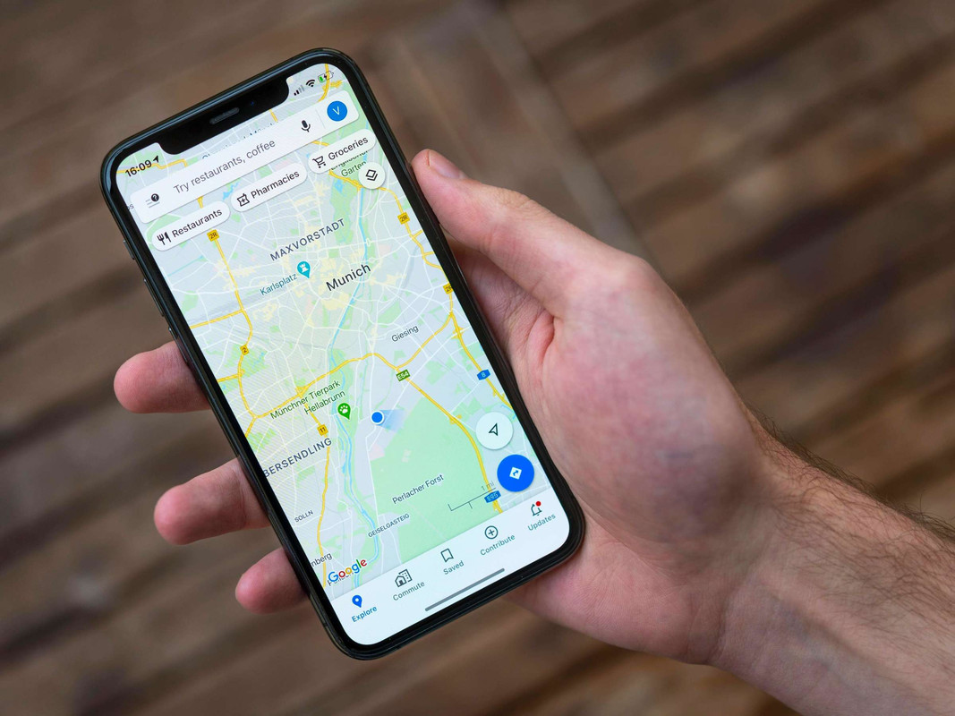 نمایش موقعیت لحظه‌ای خودرو روی نقشه با ردیاب GPS