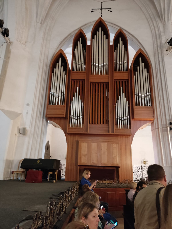 4bc913b5-d654-4925-a2cc-6af76d98b685