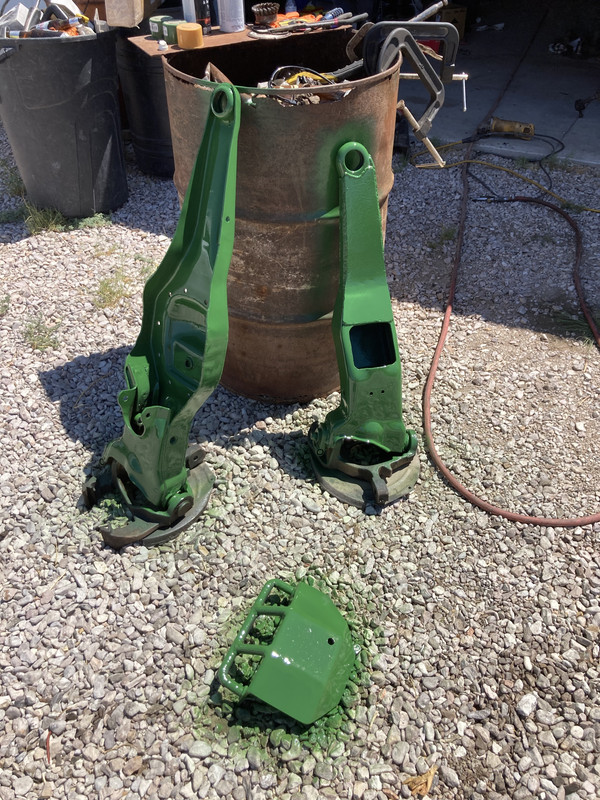 B2E75F04-2B39-44FB-838A-721689B83AD3