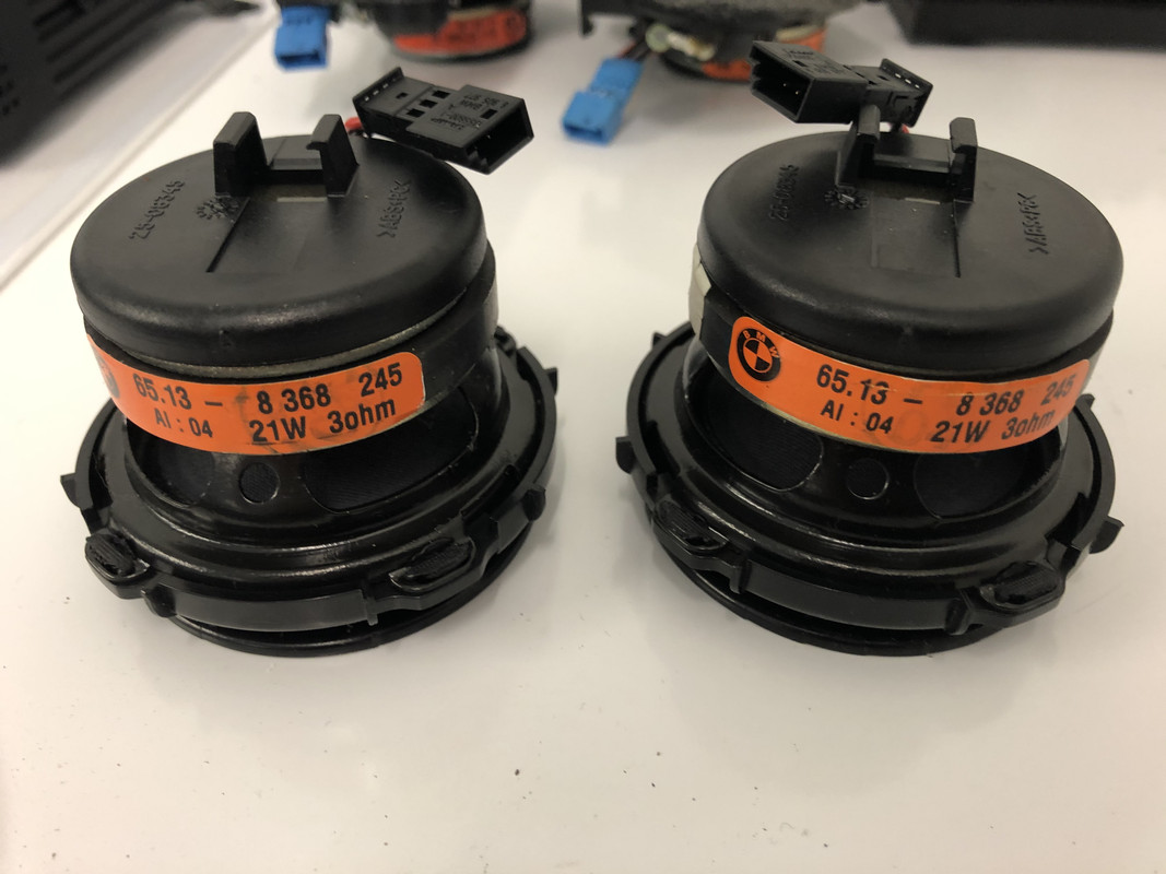 8220D786-5F72-4EF7-BA32-28407A0D218D