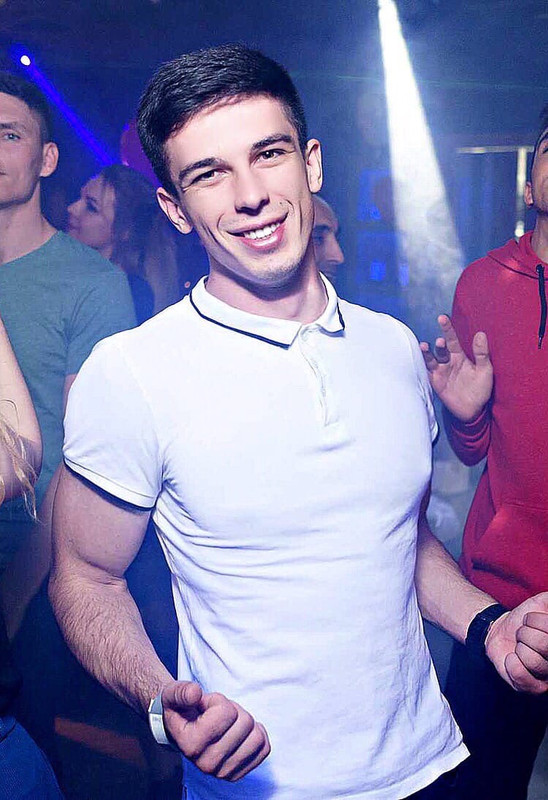 F40CE894-EB16-4835-A90B-27D486EA08FE