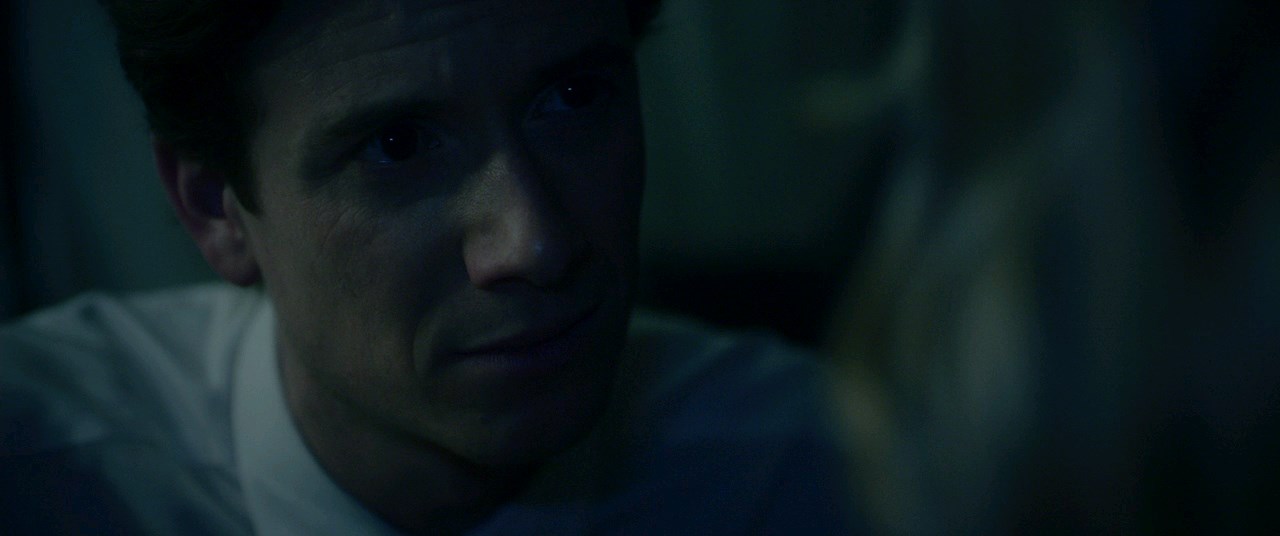 Altitude - Paura Ad Alta Quota 2017 Online.mkv_s