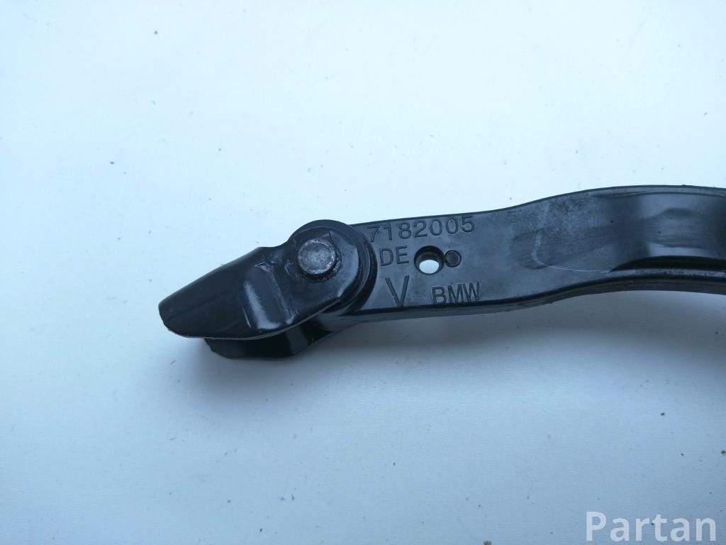 7182005_4QhZb3e
