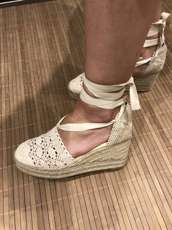 66F0CC19-E6E5-440B-967C-42BE660074F8