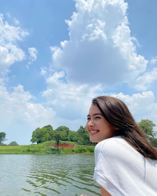 𝐞𝐱𝐢𝐬𝐭 𝐚𝐬 𝐢 𝐚𝐦, 𝐭𝐡𝐚𝐭 𝐢𝐬 𝐞𝐧𝐨𝐮𝐠𝐡