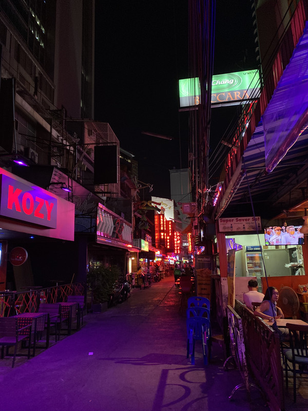 E43E17D5-960E-4B20-AE6C-E20D1E944591