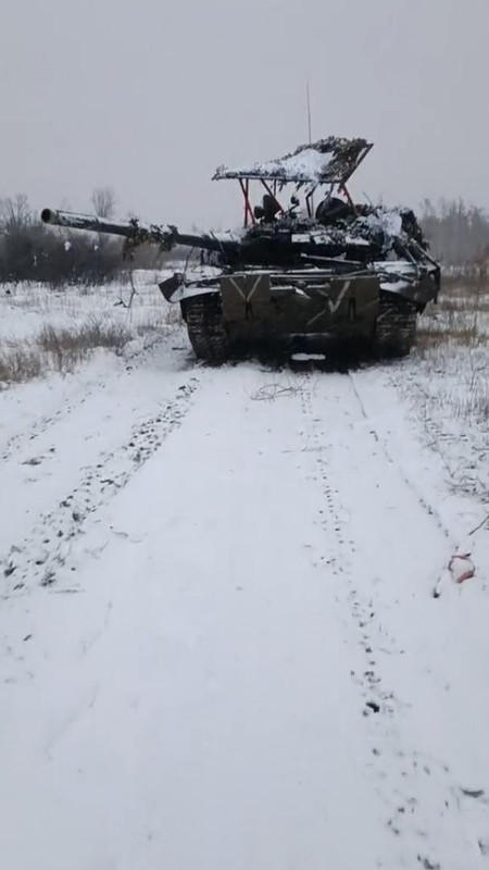 1017 T-72B Obr. 2022 aband 25 12 23