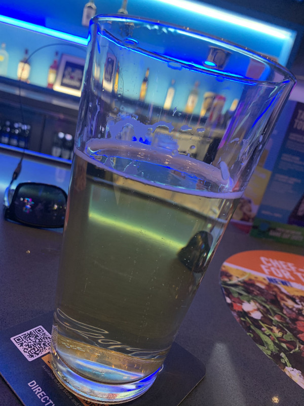 B568B575-FE41-43F1-B05D-128CFFE8F457