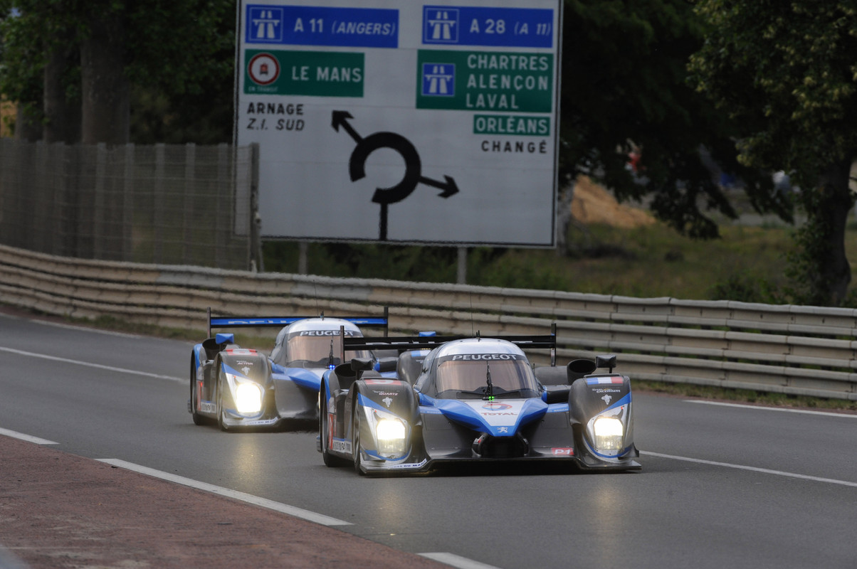 2008_24H_MANS_PEUGEOT_908_3