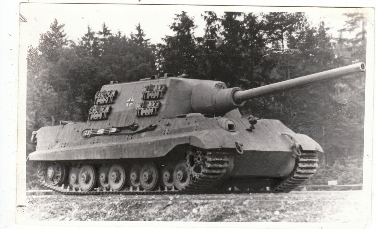 schwerer Panzer auf Großfoto