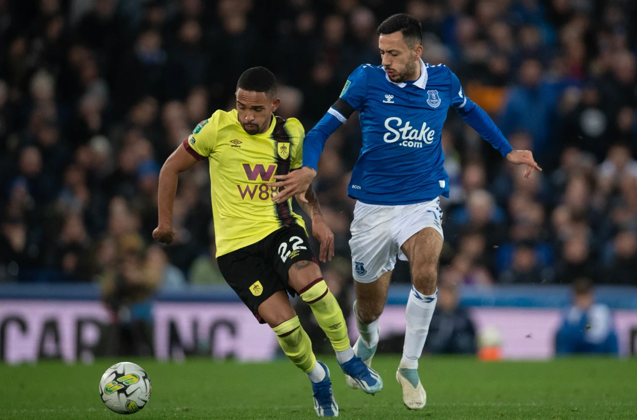 Nhận định, soi kèo Burnley vs Everton, 22h00 ngày 27/12 