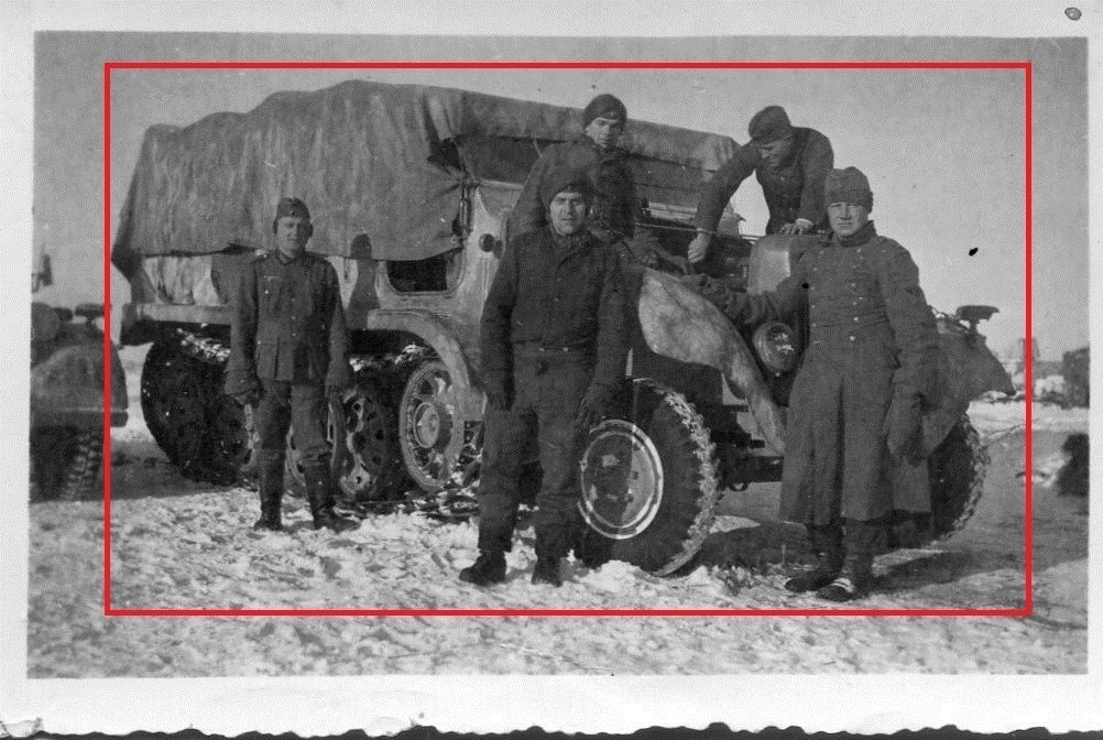 2WK Deutscher Panzerspähwagen im WINTER Russland