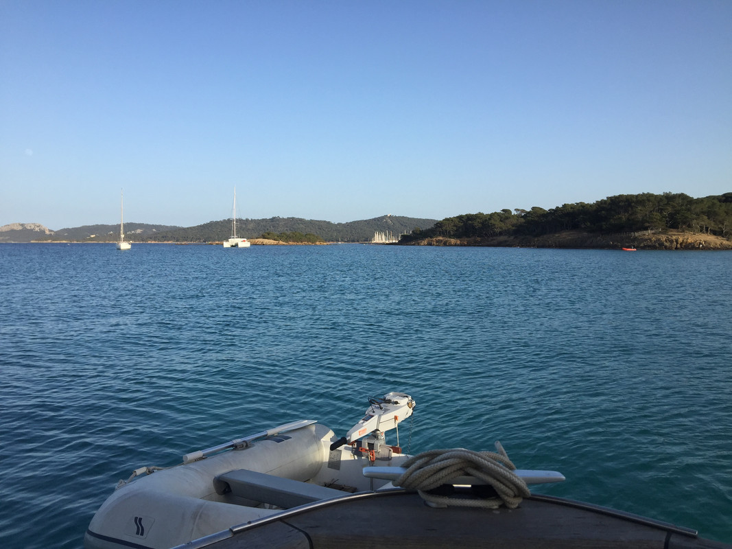 66C8B541-71F7-4DE0-968D-880F62E789A4