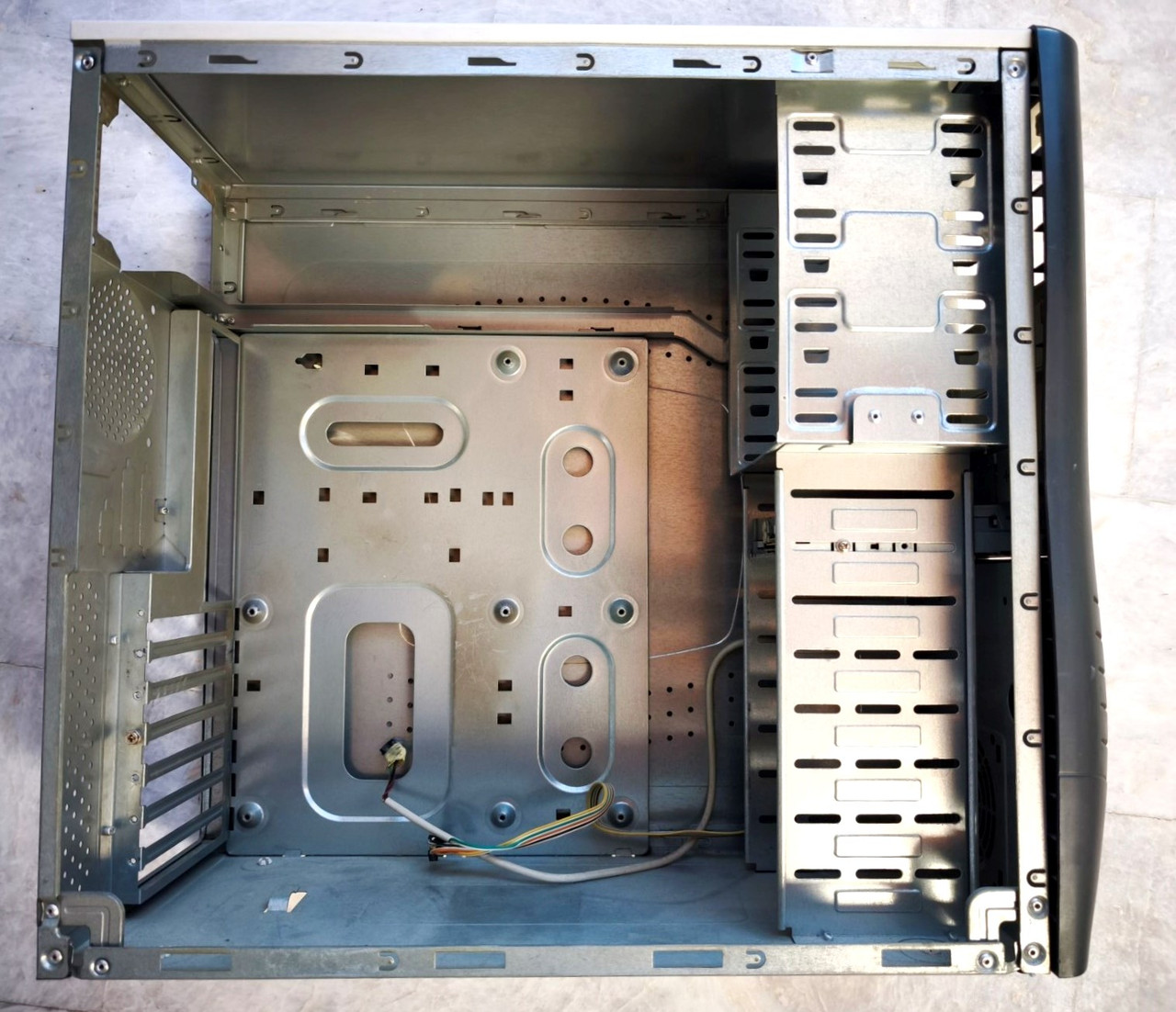 0 02 05 51b549a4f985127de080c1e9ba6b31a27a40b03b2f5639dacd7618703023b195 73b18bc61d43f1be