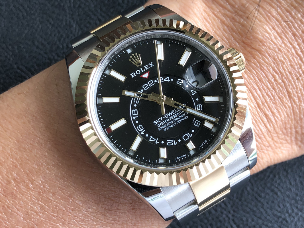 3B9896BA-FB3F-4F4F-A2B1-F4279B72F1A3