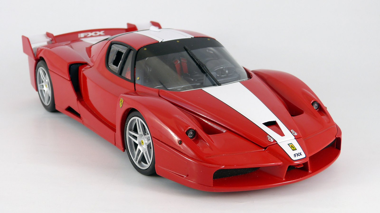 1:18 Hot Wheels Elite Ferrari Enzo FXX (2005) | DiecastXchange Forum