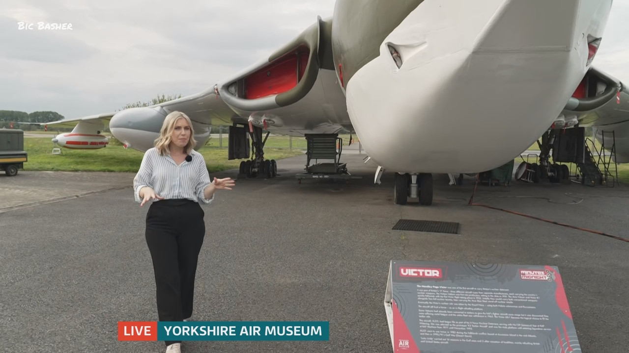 08.11 - 18.00.00 - ITV News Tyne Tees. The new film from Rogue One di....ts_snapshot_22.13.875