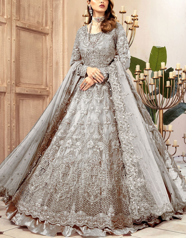 Luxurious 3D Handwork & Heavy Embroidered Net Bridal Maxi 2026