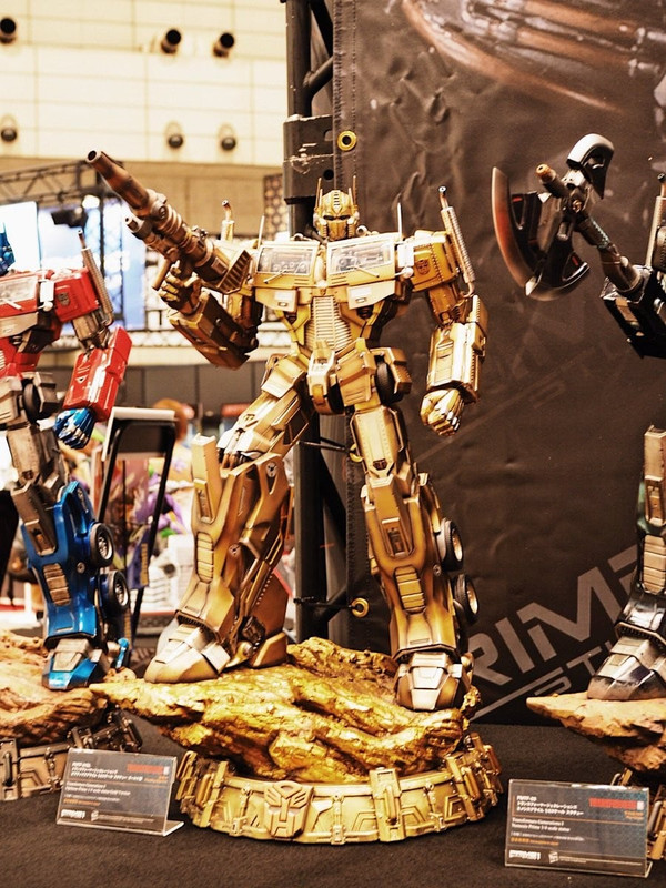1487469105-prime-1-studio-optimus-gold