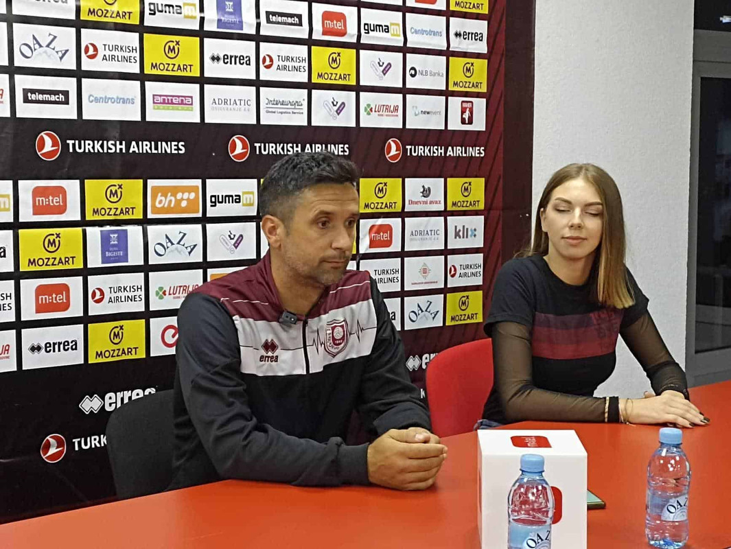 4A9E60BE-1566-4CED-B5DA-BA61B8305098