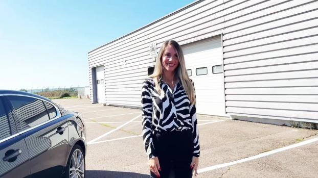 JacquieEtMichelTV – Polly – 28 years old, hottie from Aix-en-Provence!