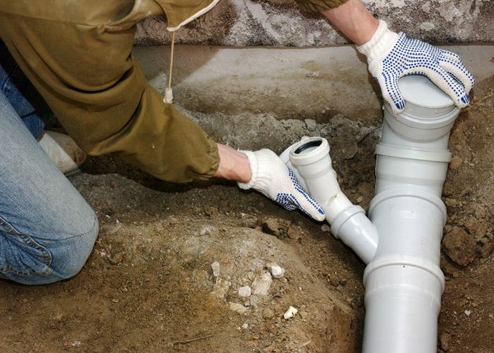 HOW TO CHOOSE THE RIGHT SEWER LINE REPAIR SERVICE