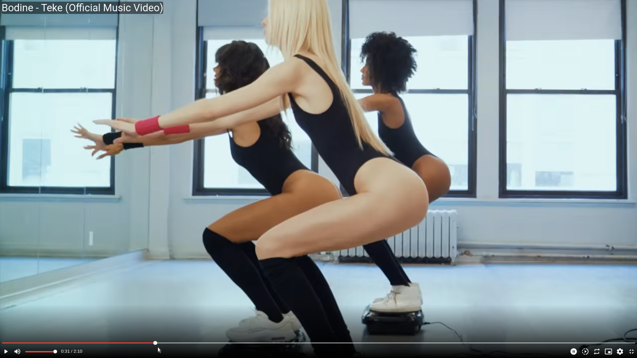 Screenshot at 2025 12 26 20 27 08