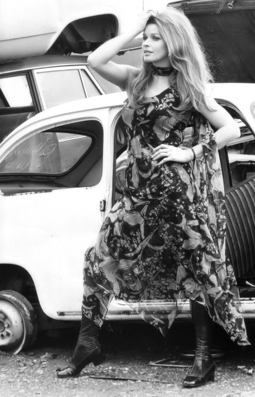 Senta_Berger_ma42