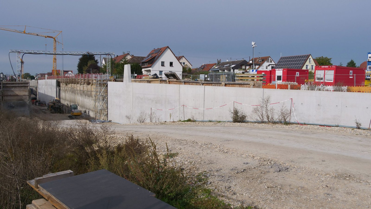 [Bild: 031025-104200-1b.jpg]