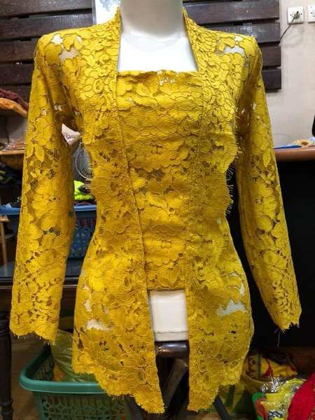 Contoh seragam kebaya keluarga