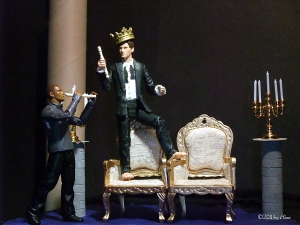 21-Hamlet-auf-Thronstehend-2