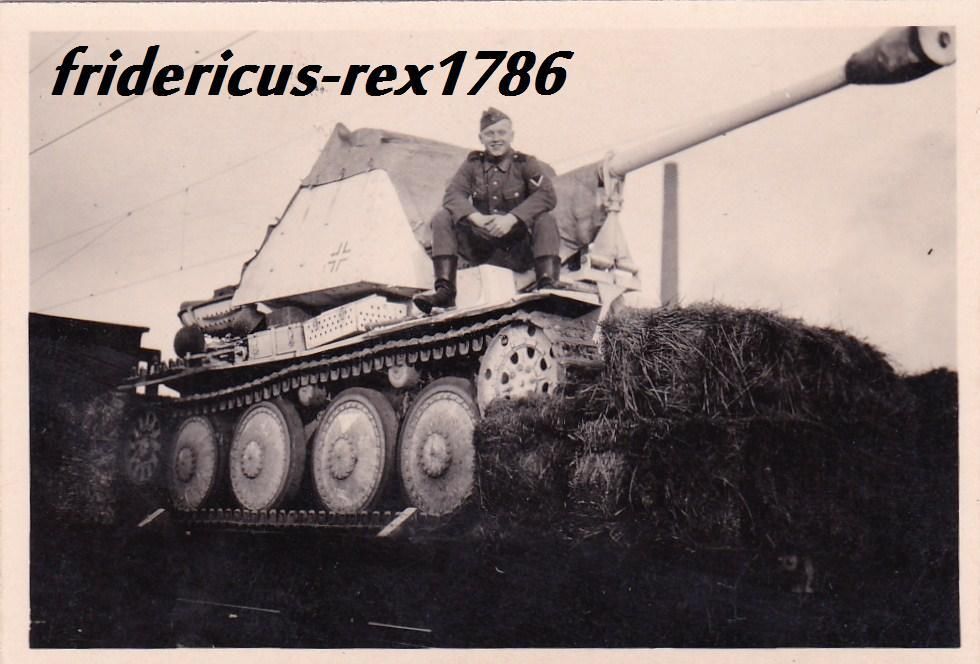 Foto Marder III Panzerjäger Kennung Balkenkreuz 