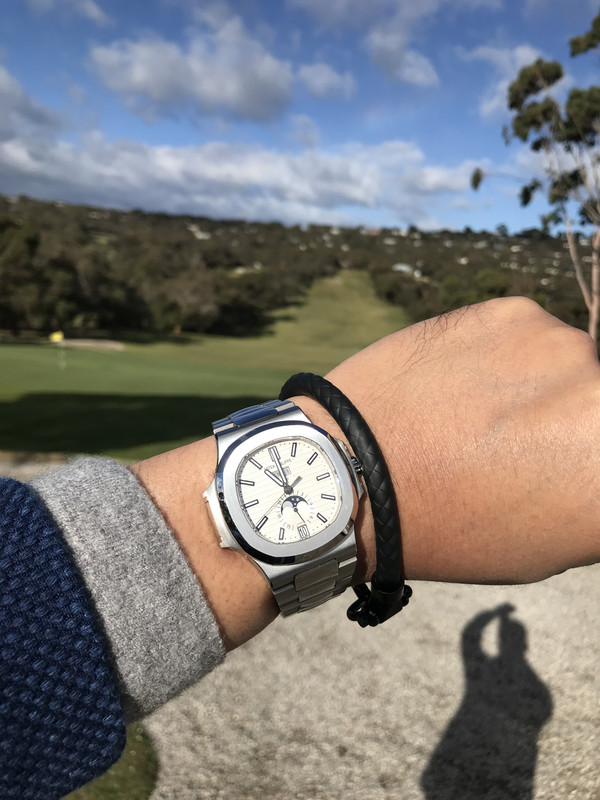 12032CC3-3510-4C15-97B8-53F1FBAAB329