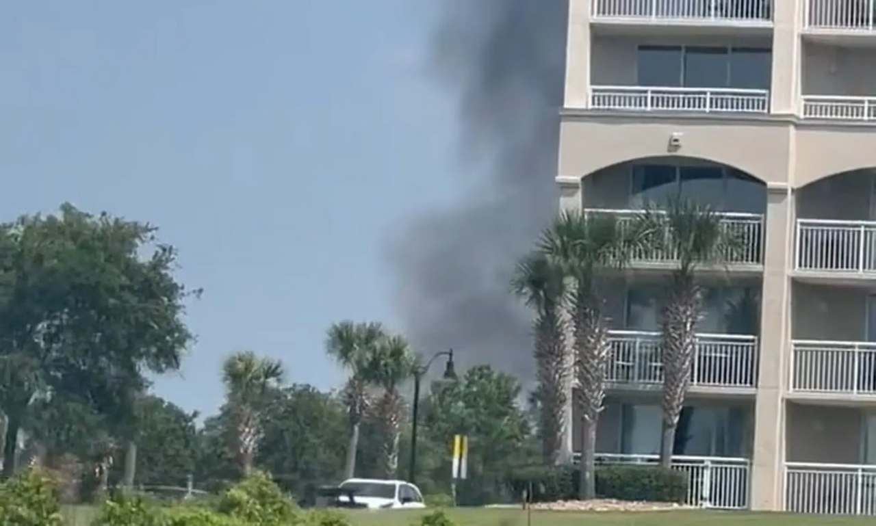 Accidente aéreo en Carolina del Sur deja al menos 1 muerto y otro herido
