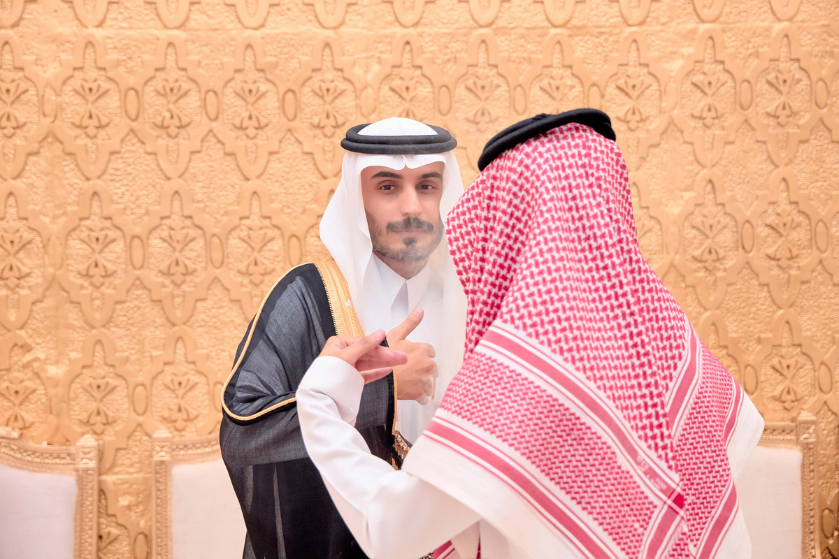 freelancers-BN7-A2004