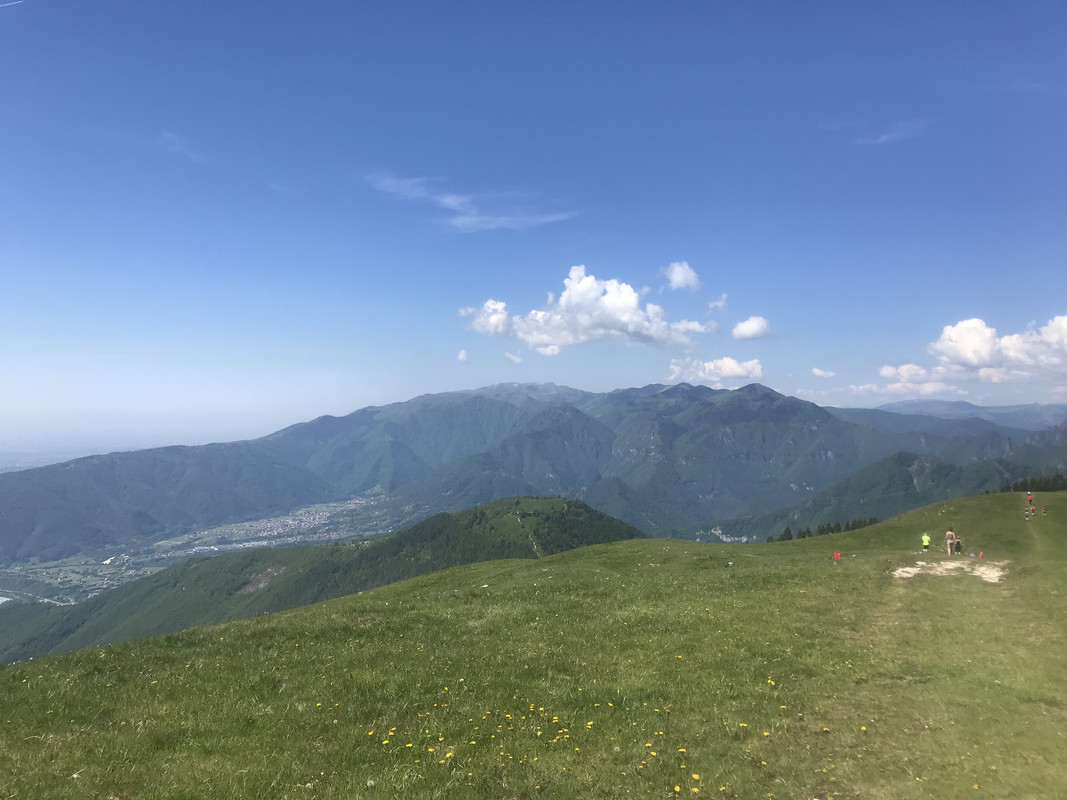 87B2C782-F4D5-44DC-9DA7-79A2F5CF4E0C