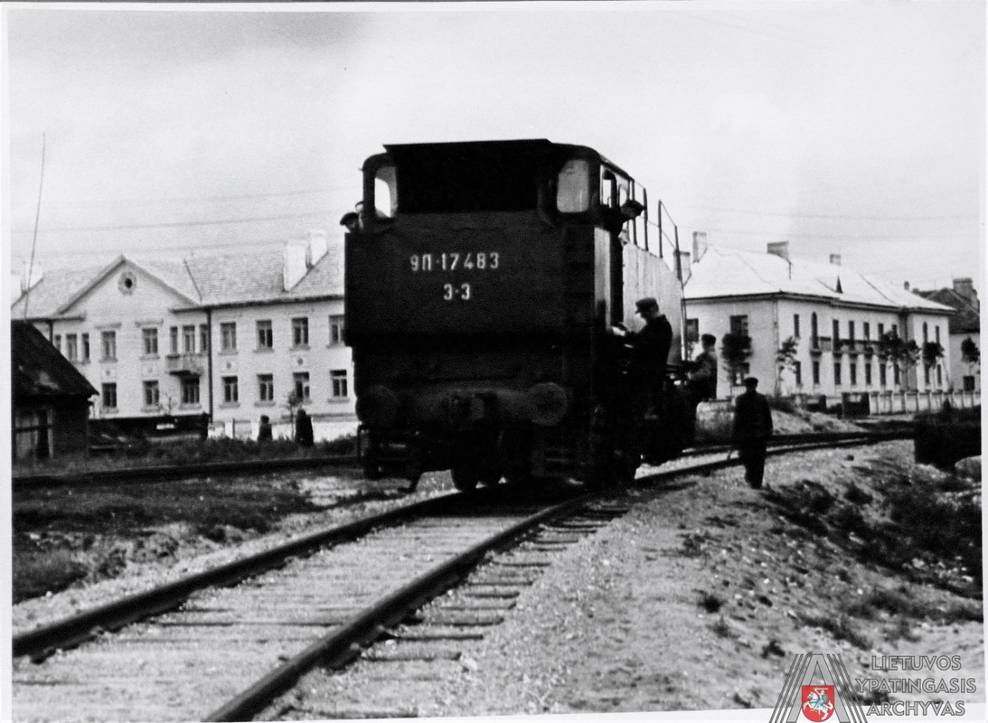 GARVEŽYS GELEŽINKELIO LINIJOJE PETRA?IŪNŲ VALSTYBINĖ RAJONINĖ EL
