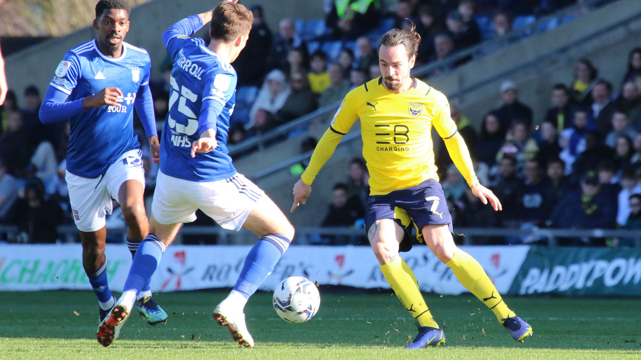 Nhận định, soi kèo Ipswich vs Oxford, 22h00 ngày 1/1