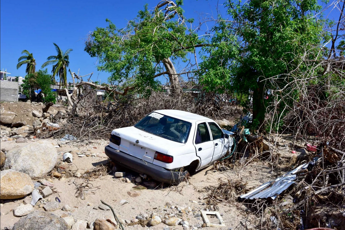 Se mantiene cifra de 52 fallecidos y sigue búsqueda de 32 desaparecidos, tras paso de Otis