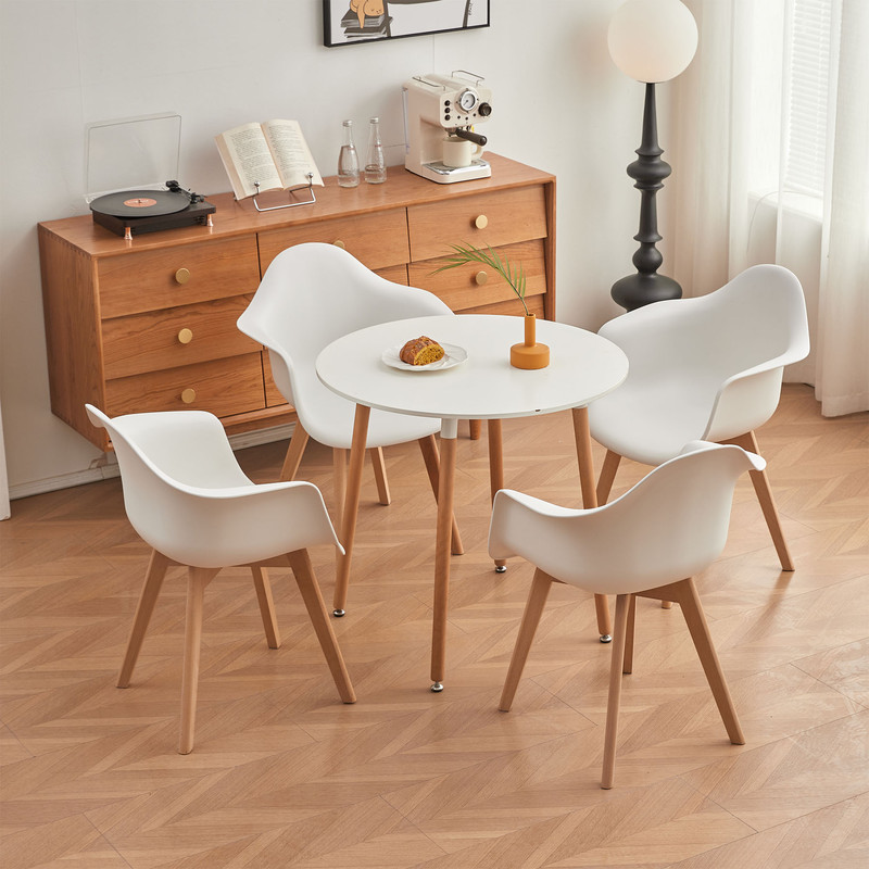 Ensemble de quatre chaises Wokaka