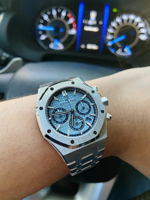 Hands-On Audemars Piguet Royal Oak Chronograph 38mm Ice Blue