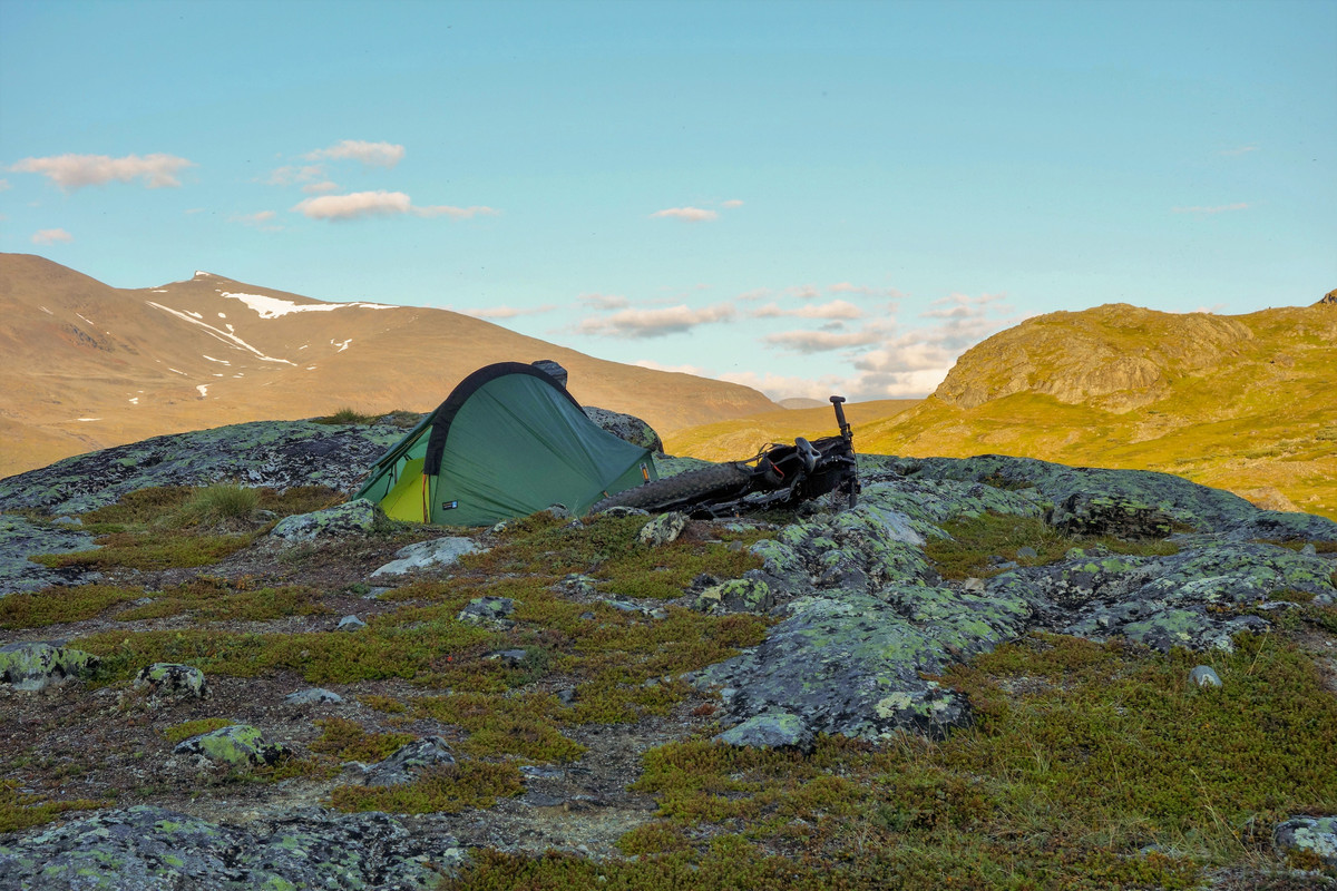 [Linket bilde fra i.postimg.cc]